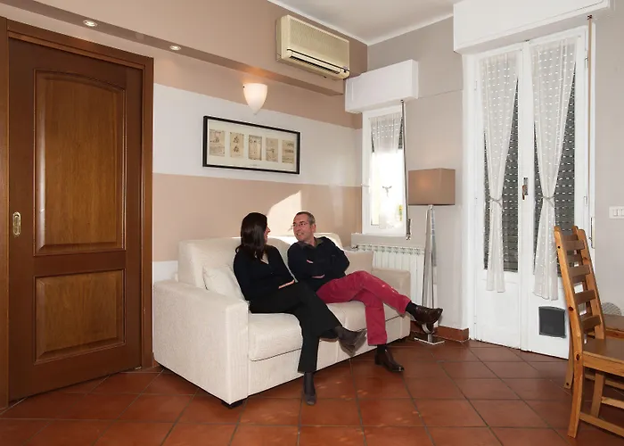 Skyline In Citta Studi A 1 Minuto Dal Metro Con Terrazzo Wi-fi E Netflix Apartament Mediolan