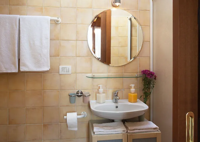 Apartament Skyline In Citta Studi A 1 Minuto Dal Metro Con Terrazzo Wi-fi E Netflix