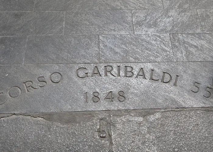 Italianway Easy - Garibaldi 55 Large * Milano