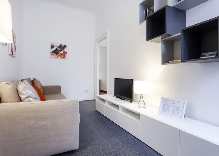 Italianway - Napo Torriani 5 *