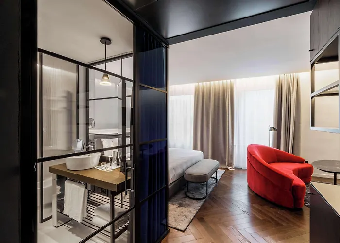 Radisson Collection Hotel, Santa Sofia 5*