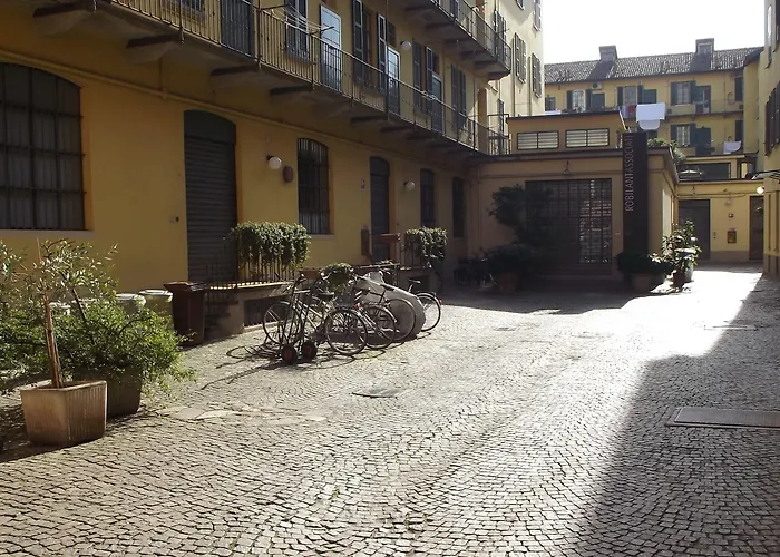 Navigli Apartment *
