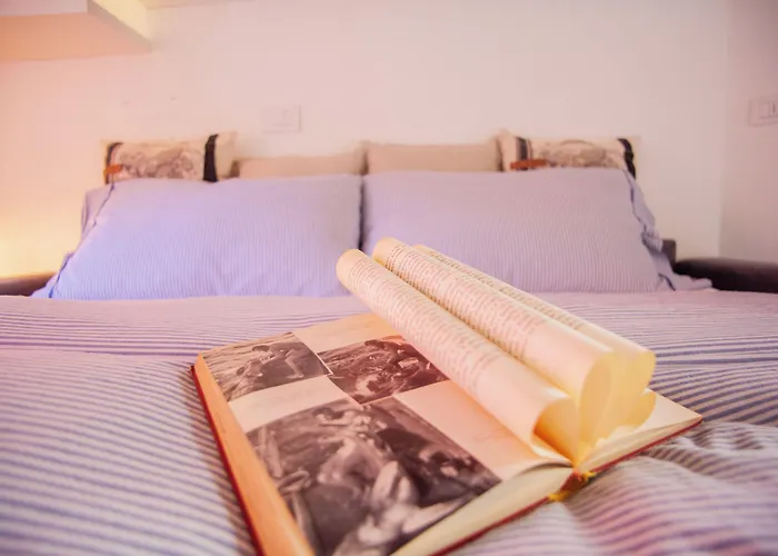 Bnbutler - Alfieri, 15 - Vecchie Atmosfere 아파트