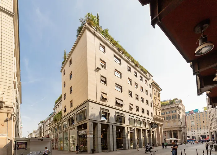 Hotell Ah - Duomo Essence Milano