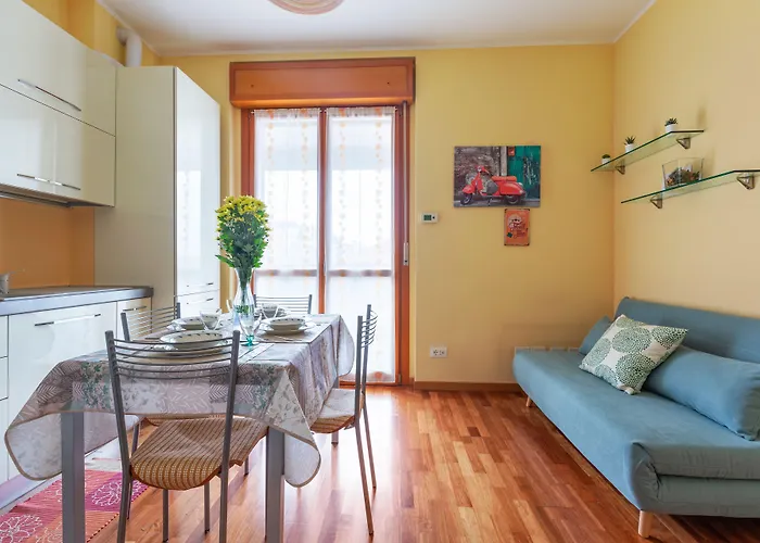 Savona District Terrace Flat *