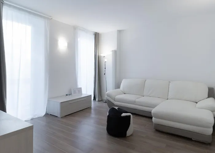 Italianway Collection - Corso Venezia 7