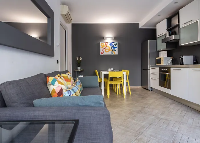 Italianway Easy - Petrocchi 48 Milán