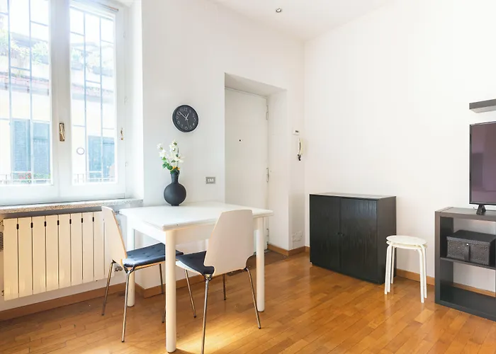 Bnbutler - Marghera - Luminoso Bilocale In Edificio Stile Vecchia Milão