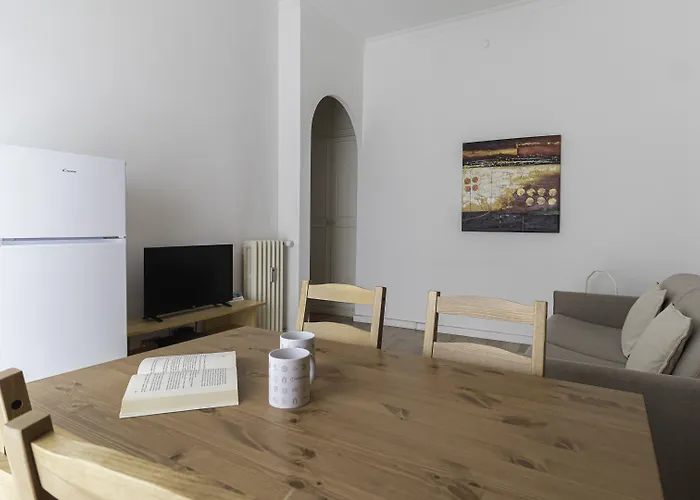 Italianway Easy - Argonne 7 Apartament *
