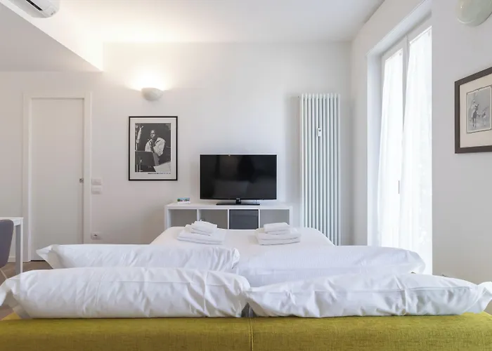 Italianway Easy - Caterina Da Forli 6 *