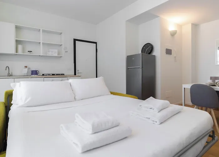 Italianway Easy - Caterina Da Forli 6 * Milán