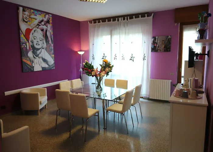 招待所 艾索拉罗麦公寓