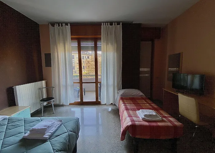 招待所 艾索拉罗麦公寓 *