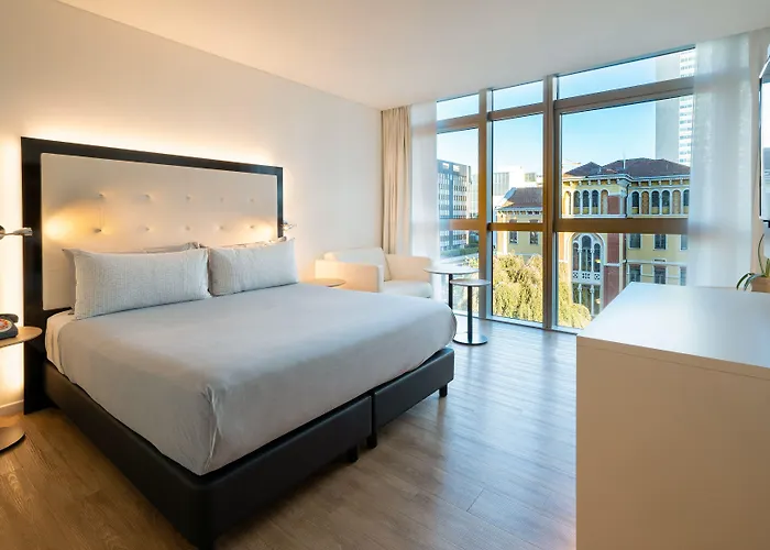 Innside By Melia Milano Torre Galfa מלון 4*