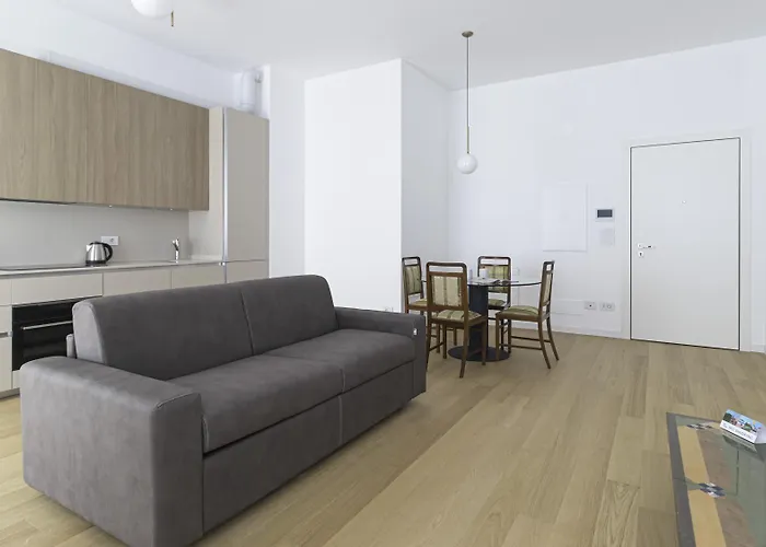 Italianway - Petrella 4 Otel Milano