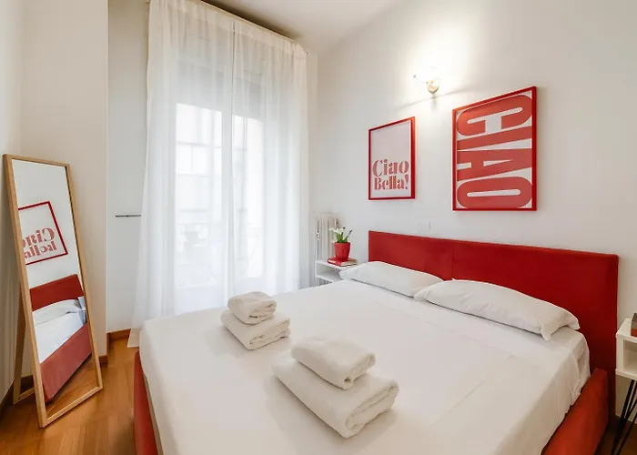 The Boutique - Spacious With Balcony - M3 Repubblica 2 Stops To Montenapoleone Duomo , 1 Stop To Station - Center Apartment Milan