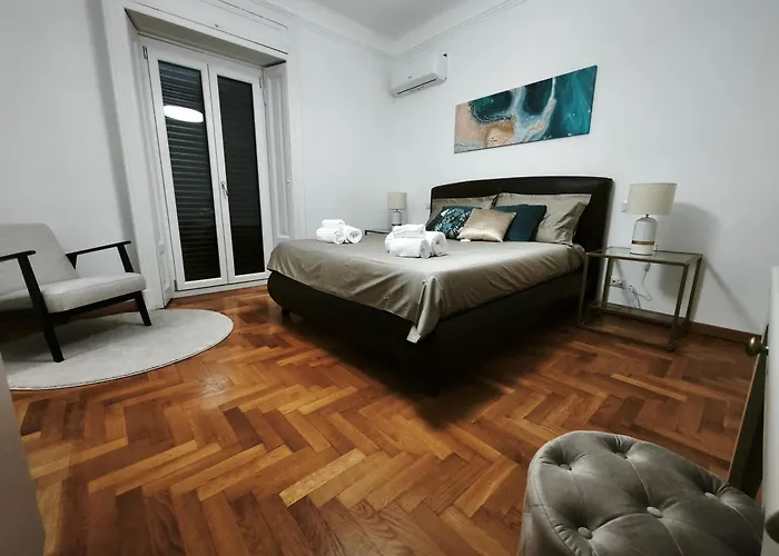 Spacious Near Metro Loreto Appartamento Milano