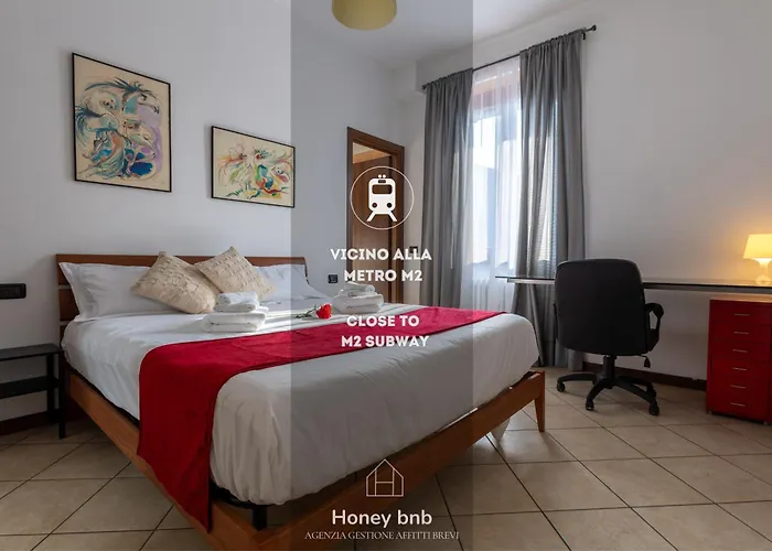 La Tana Di Mart - Zona Navigli - Vicino Metro 米兰