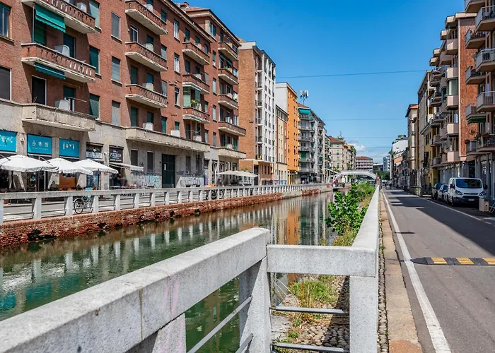Navigli Via Pavia 4 Pax -wifi * Milan