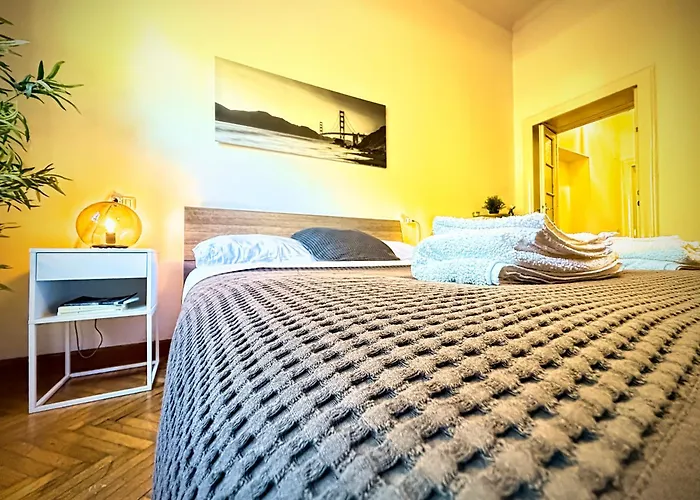 Train Station - Zara 67 *