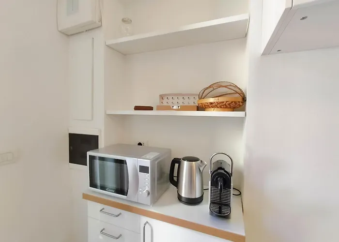 Oasis Of Design And Comfort With Terrace *