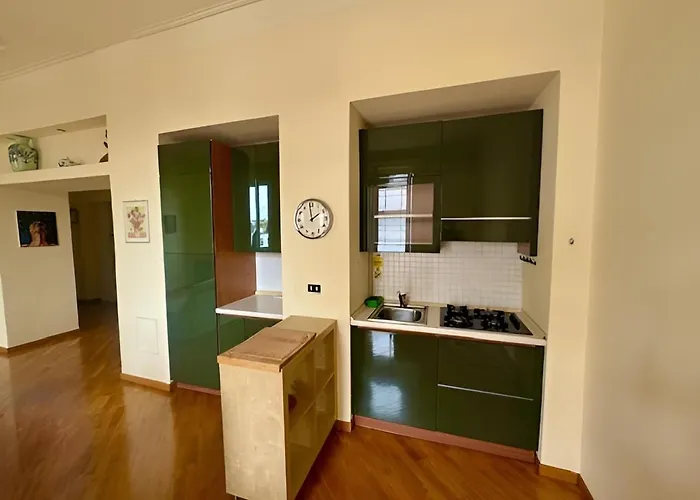 Urban Comfort Near Fiera & Citylife 아파트