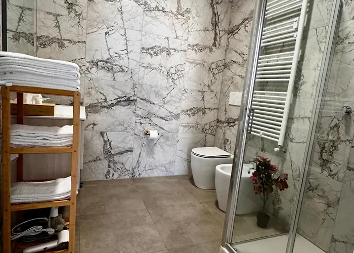 Charming 2 Bed With Private Baths In Center * 米兰