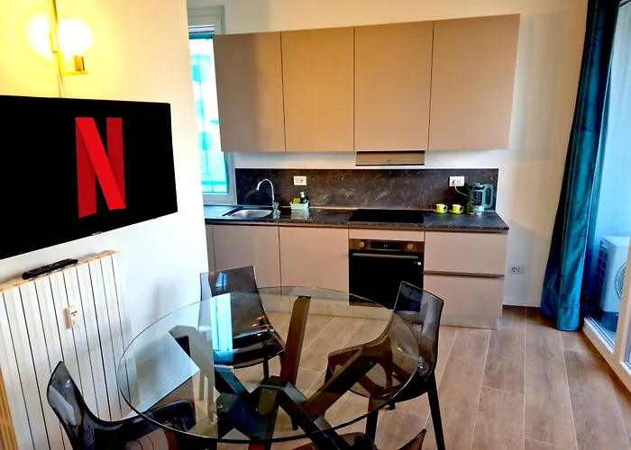 M4 Center - Design Washington - Selfcheckin - Wifi - Balcony - Milanoflats Apartmán