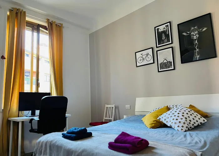Charming In Isola Near The Metro! Milan