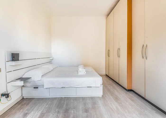 Navigli Via Pavia 4 Pax -wifi *
