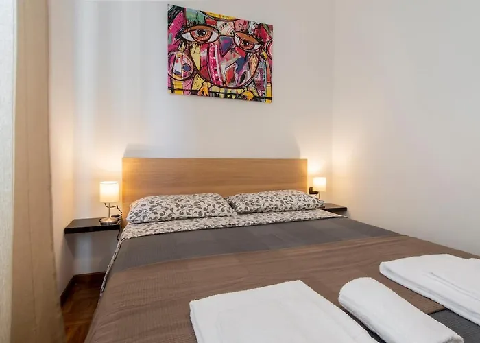 Quiet In The Heart Of Navigli - B * Milano