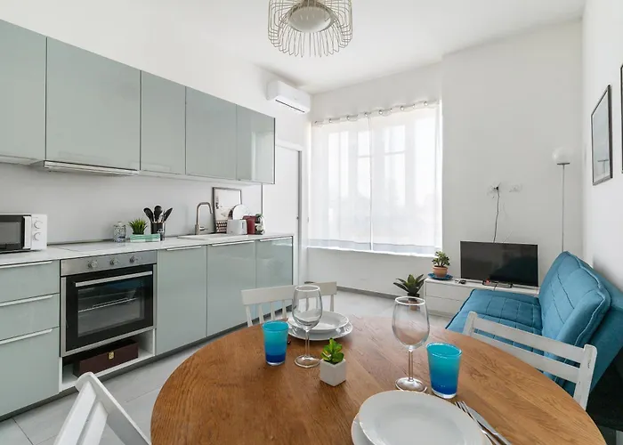 Baroni D - Free Private Parking And A-c *