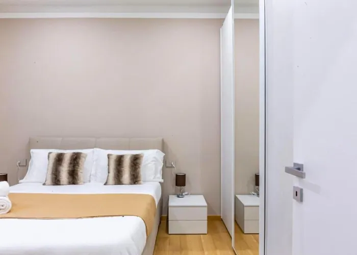 Casati Station Metro M1, M2, M3 Appartamento *