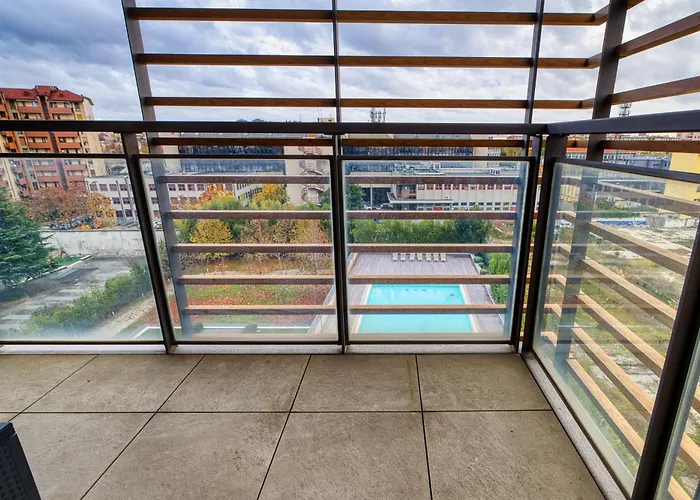 Giaxtower Gym & Pool Bright Space 6' Piano Milão