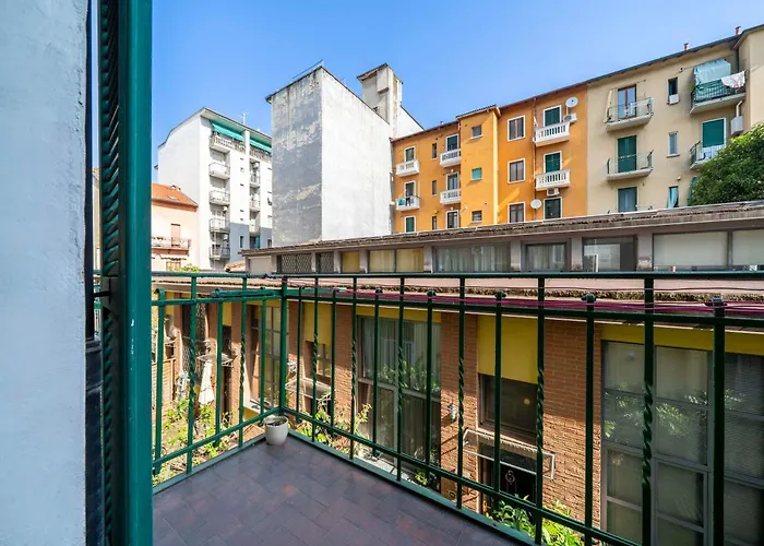 St Laurent - Citta Studi 아파트 밀라노