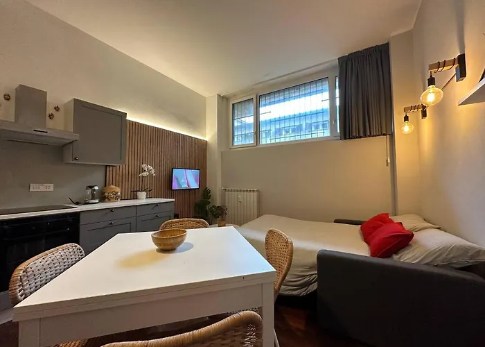 Stopinitaly I Mi Bocconi- Cathedral-naviglio アパート ミラノ