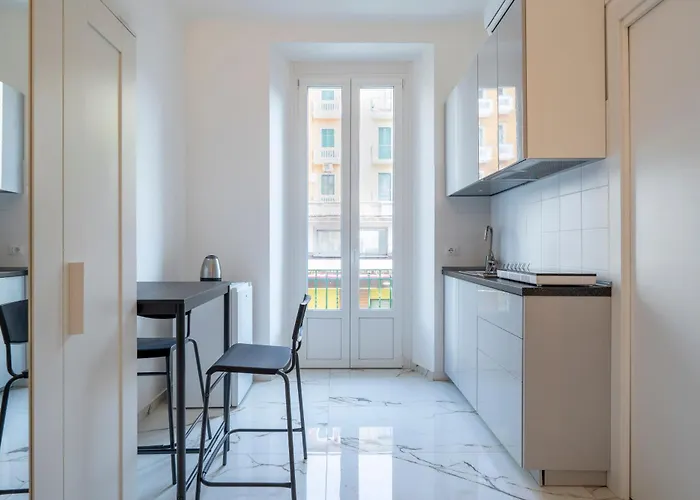 St Laurent - Citta Studi