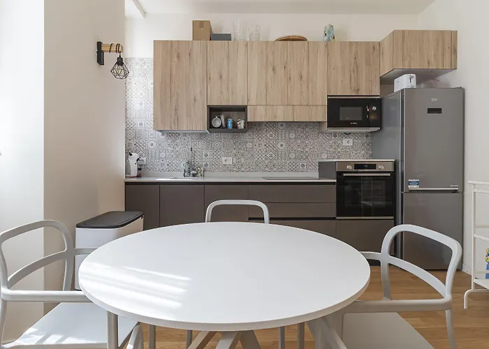 Joivy Cosy 1-bed Near Lejlighed Milano