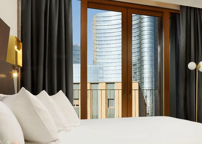 Verticale | Esperienze 4* Milano