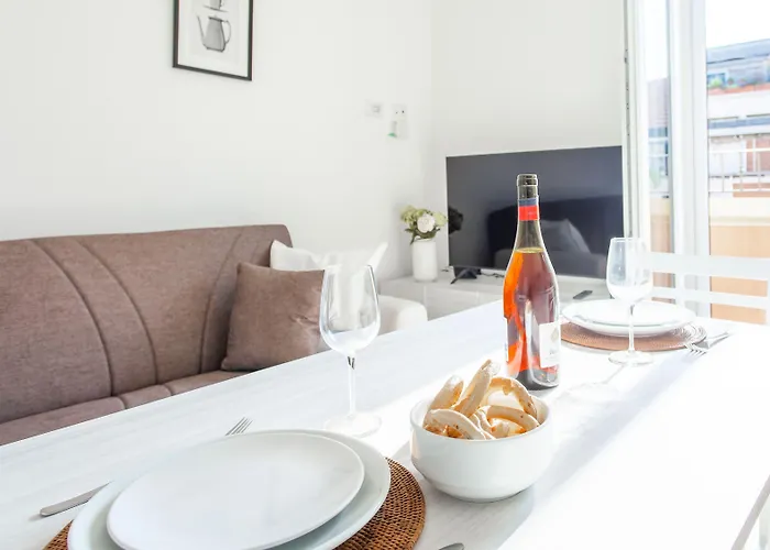 Joivy Sublime Flat With Balcony *