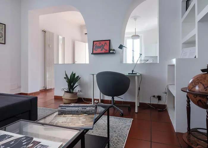 Italianway Easy - Cristoforo Colombo 5b * מילאנו