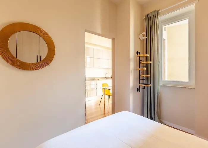 Easyhomes - Vincenzo Monti *