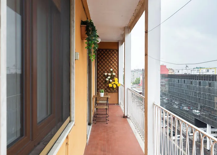 Brenta Floor - Mm3 Yellow Line *