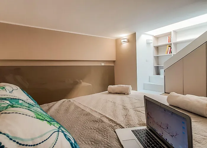 Joivy Sophisticated 2 Bedroom Loft For 4 Apartmán Milán