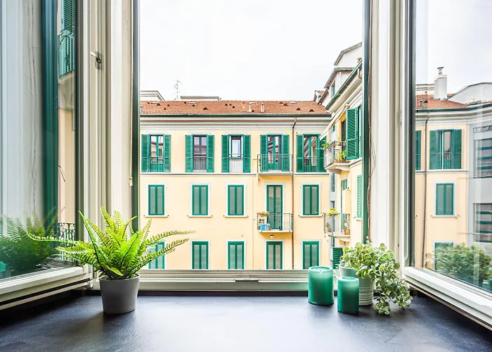 Joivy Elegant Flat With Balcony * Milán