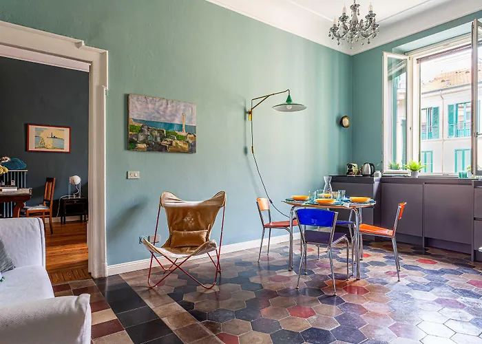 Joivy Elegant Flat With Balcony *