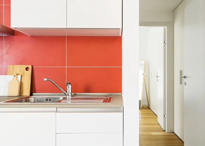 Joivy Stylish 1-bedroom Flat *