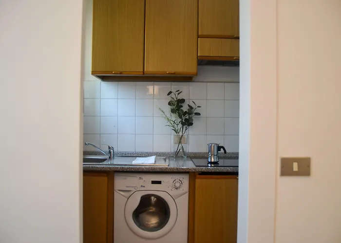 Joivy Lovely For 4 Next To Bus And Metro Station Apartment *