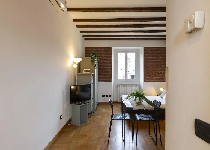 Pit Stop - Navigli Apartmán *