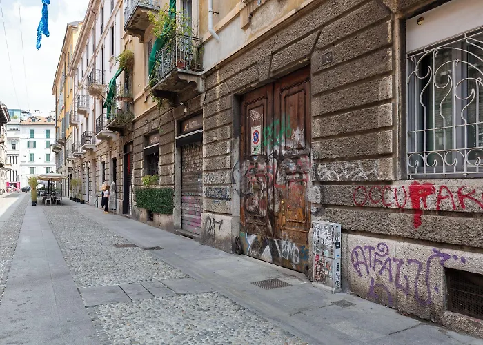 Happy - Naviglio Grande *